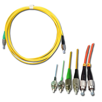 Câble fibre optique avec connecteur FC